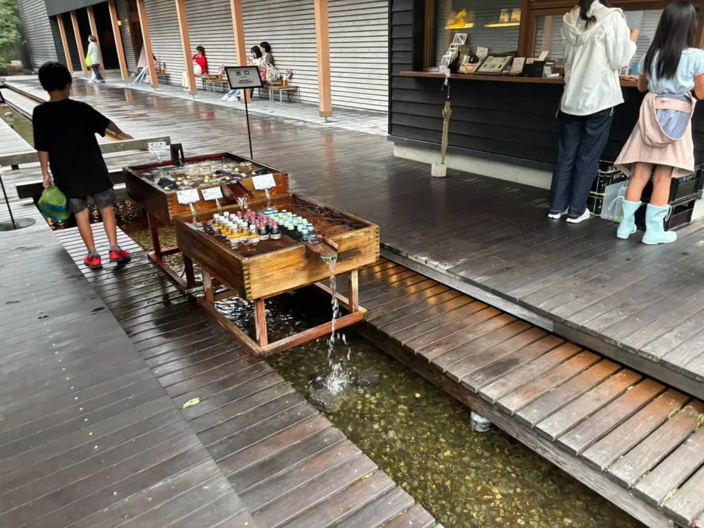 トンボの湯